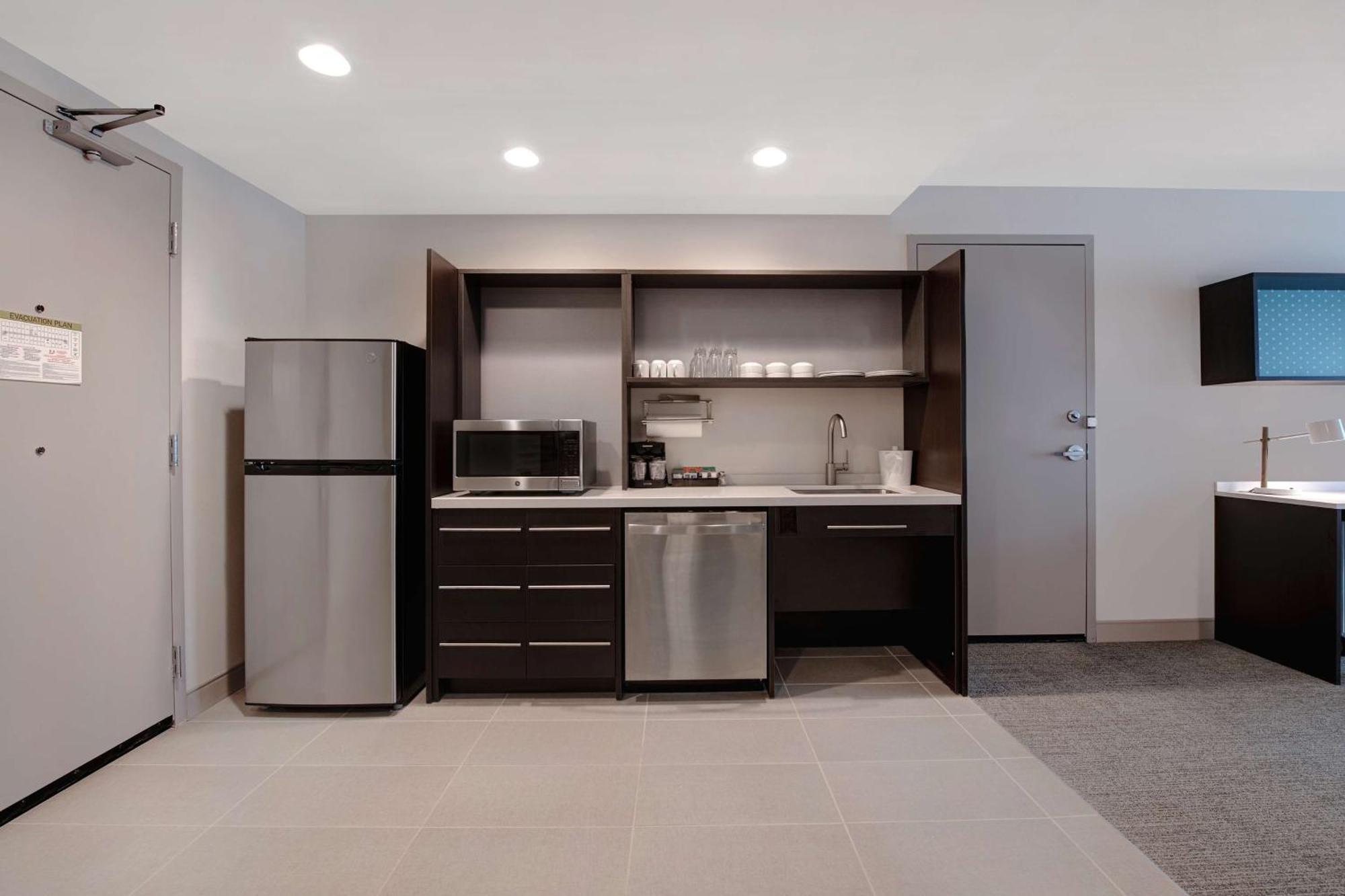 Home2 Suites By Hilton Fayetteville North Экстерьер фото