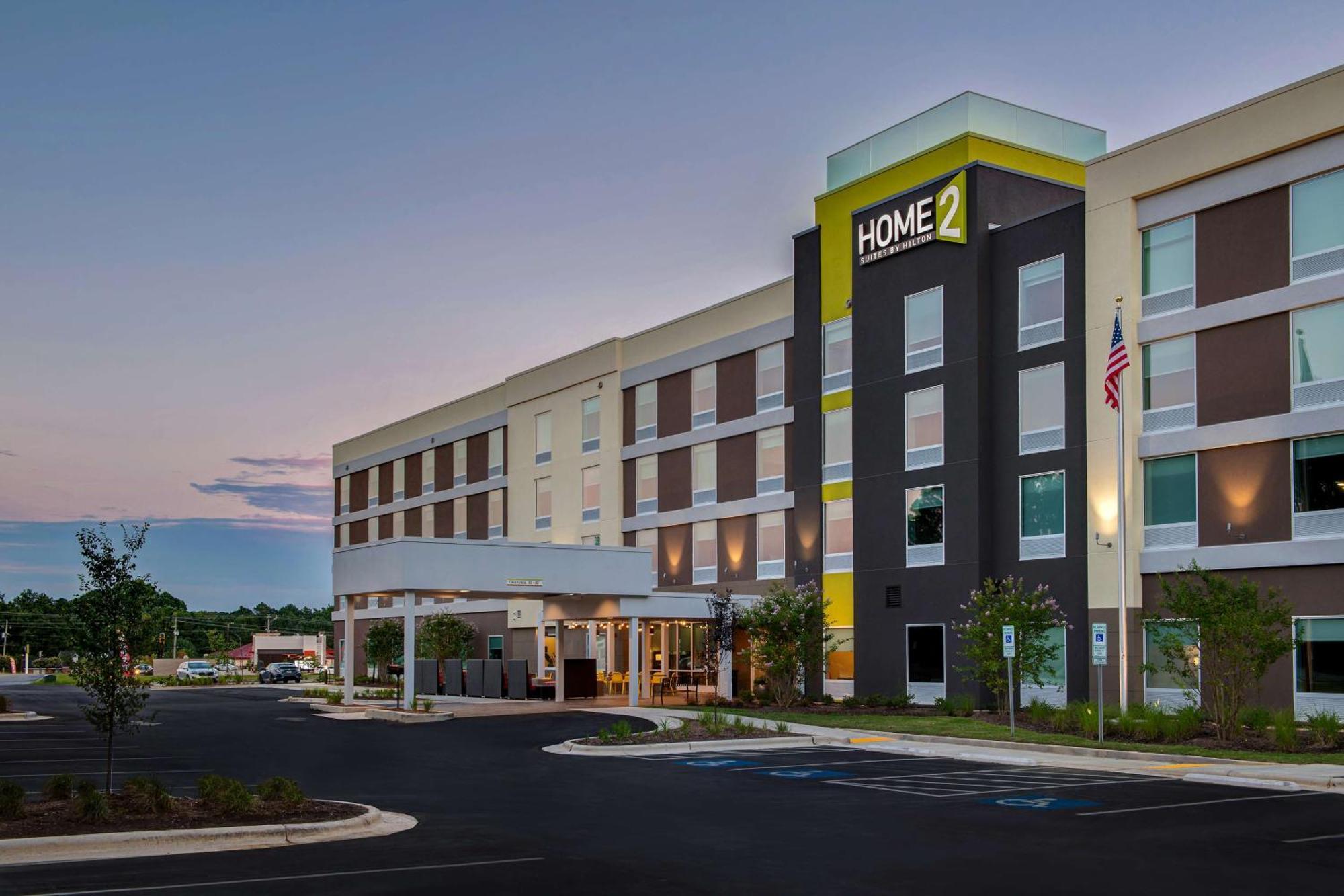 Home2 Suites By Hilton Fayetteville North Экстерьер фото