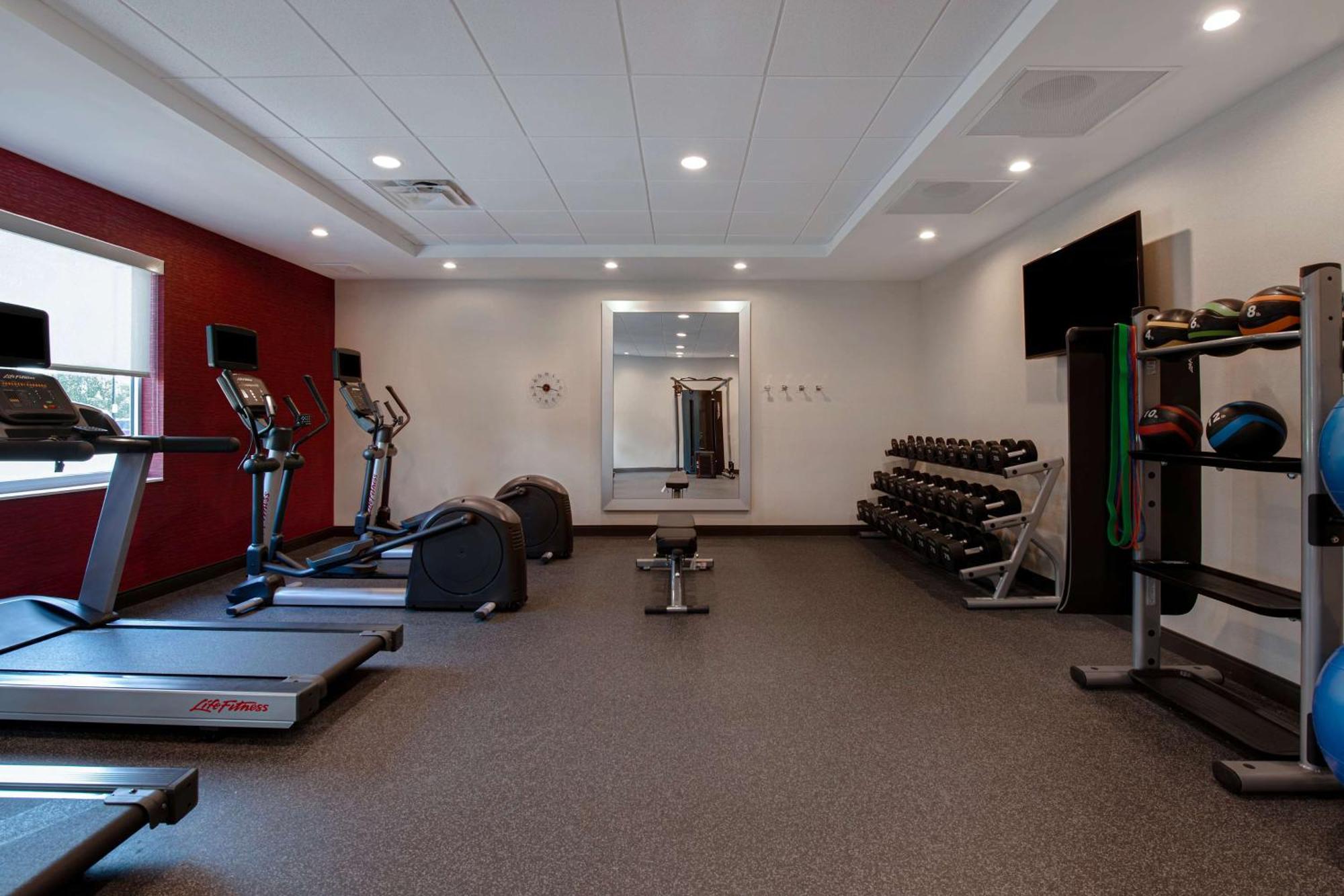 Home2 Suites By Hilton Fayetteville North Экстерьер фото